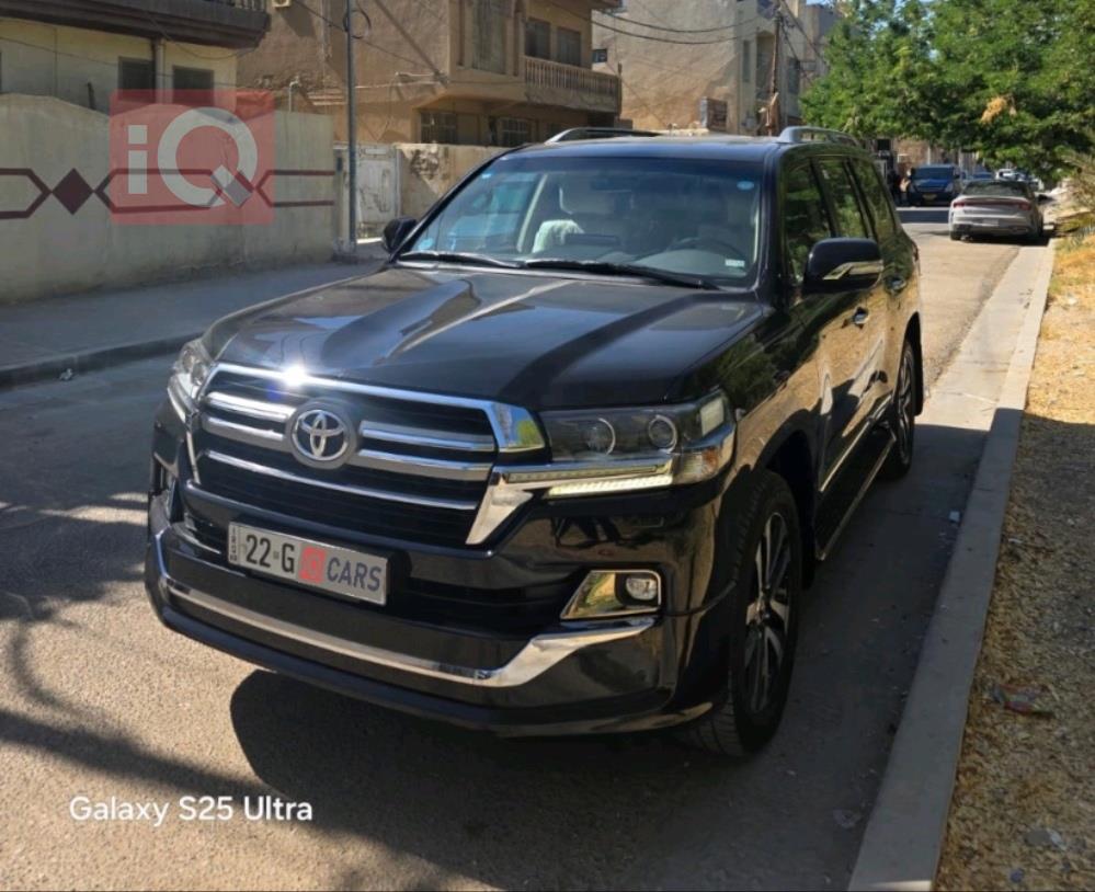 تويوتا لاندكروزر